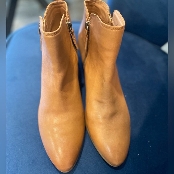 Frye Judith Zip Bootie size 9.5 - Picture 8 of 12